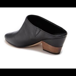 nine west city kisses mule